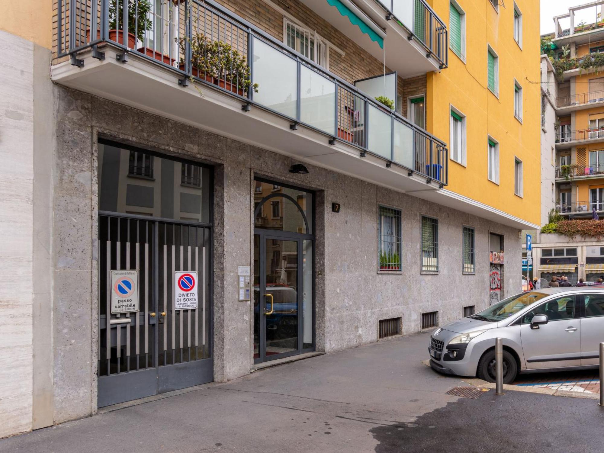 Contarini By Interhome * Milán